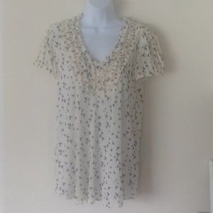 Super cute semi sheer top